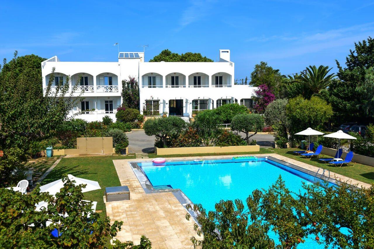 Mantenia Hotel Platanes  Exterior photo